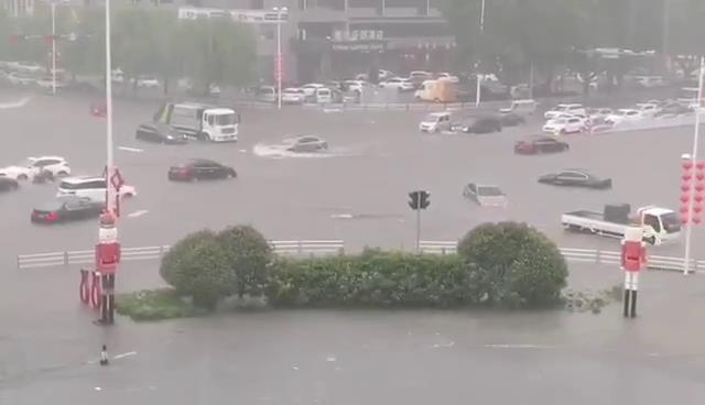 大流量蜜桃视频APP看片版软件解决城市内涝问题